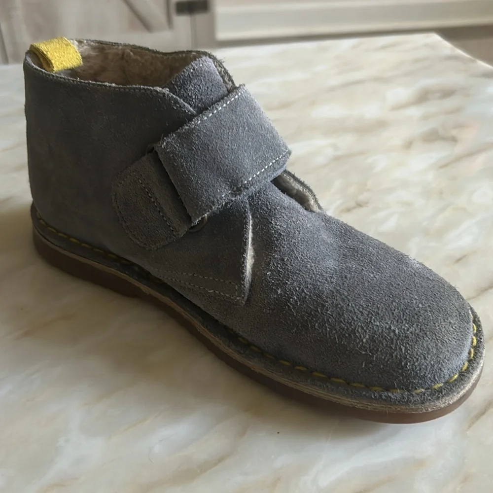 Mini Boden‎ Big Boys Gray Velcro Faux Fur Lined Suede Boots Size 35 (US 4-4.5)